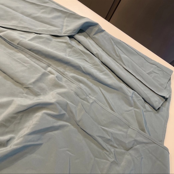 HALARA Sky Blue Ruched Dress - Picture 4 of 8